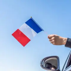 Jak się płaci za autostrady we Francji? Odkryj tanie metody i koszty